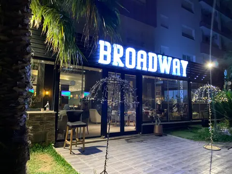 Foto de Café Resto Broadway