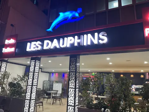 Picture of Les Dauphins